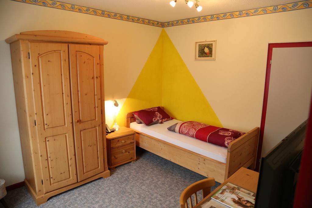 Hotel Bechtel Burbach  Rom bilde