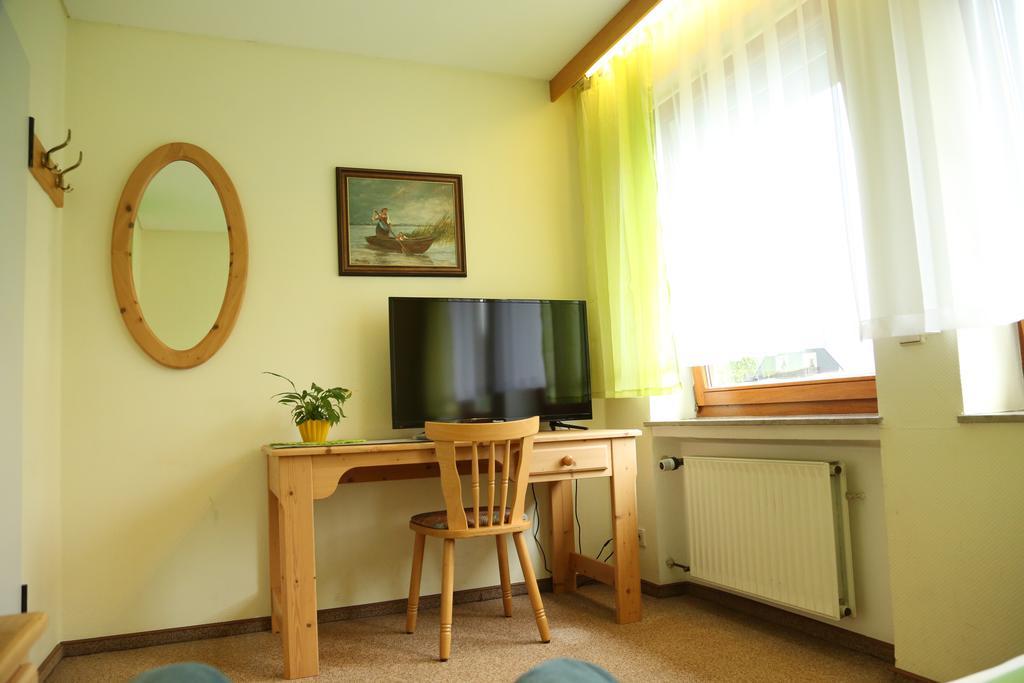 Hotel Bechtel Burbach  Rom bilde